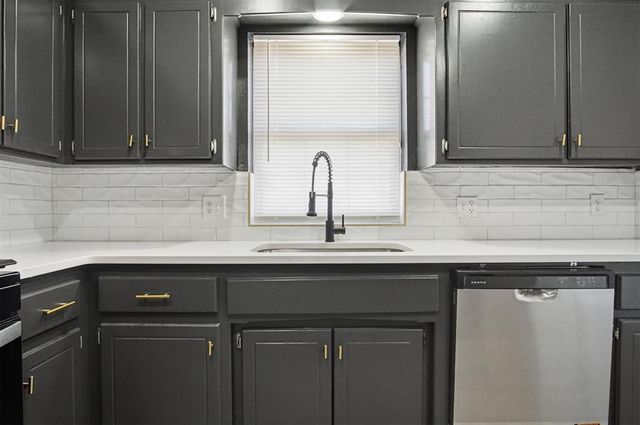 4904 Washington Square, Oklahoma City, OK 73135