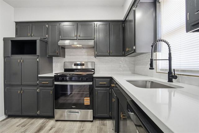 4904 Washington Square, Oklahoma City, OK 73135