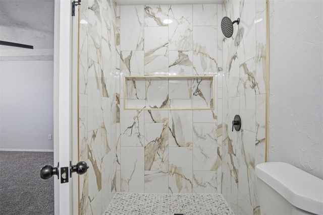 4904 Washington Square, Oklahoma City, OK 73135