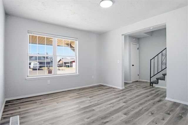 4904 Washington Square, Oklahoma City, OK 73135