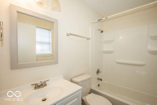 3281 Cherry Lake Lane, Indianapolis, IN 46235