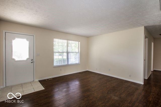 3281 Cherry Lake Lane, Indianapolis, IN 46235