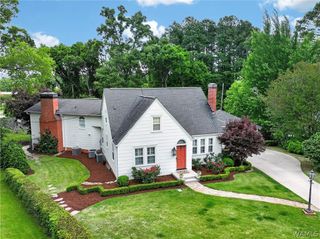 6 Buena, Tuscaloosa, AL 35404