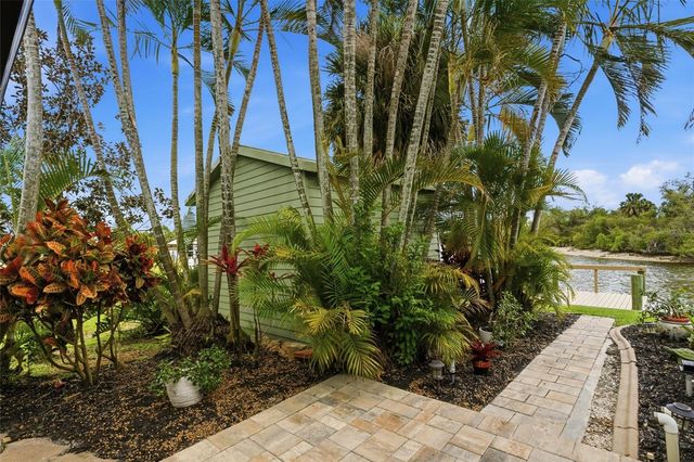 2698 LAKE VIEW BOULEVARD, Port Charlotte, FL 33948