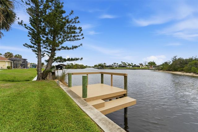 2698 LAKE VIEW BOULEVARD, Port Charlotte, FL 33948