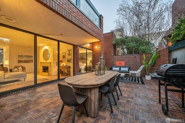 640 Davis Street 24, San Francisco, CA 94111