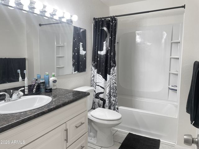 540 N MAY -- 2069, Mesa, AZ 85201