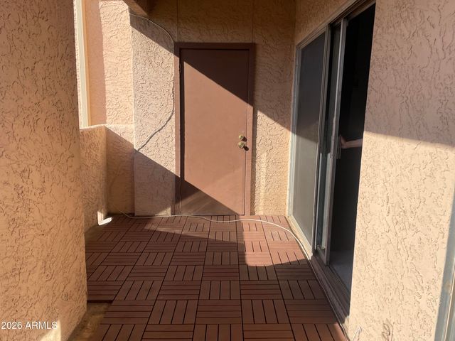 540 N MAY -- 2069, Mesa, AZ 85201