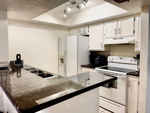 540 N MAY -- 2069, Mesa, AZ 85201