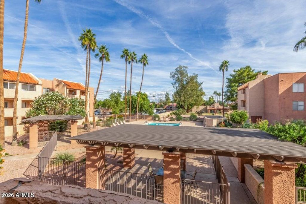 540 N MAY -- 2069, Mesa, AZ 85201