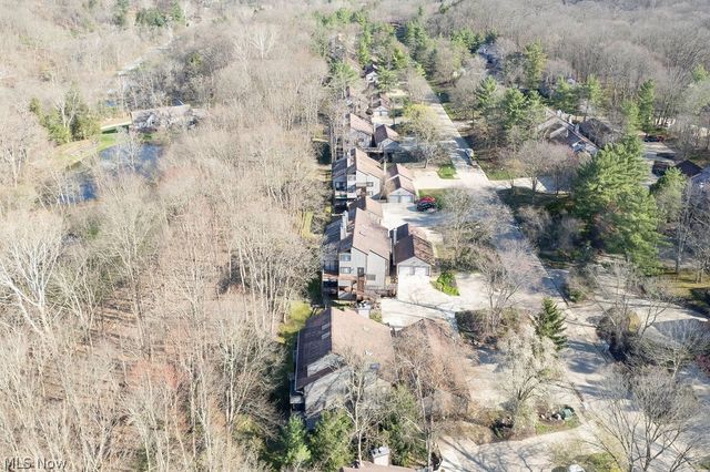 2110 Pinebrook Trail, Cuyahoga Falls, OH 44223