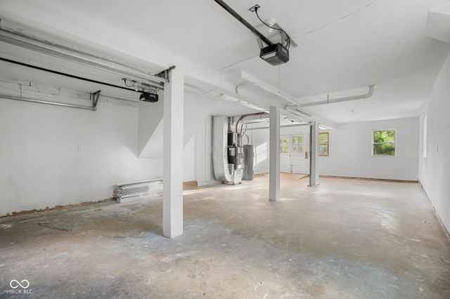 9550 N Delaware Street, Indianapolis, IN 46240