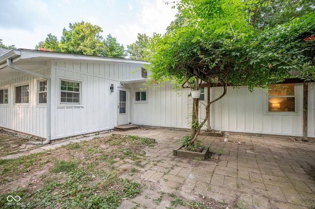 9550 N Delaware Street, Indianapolis, IN 46240