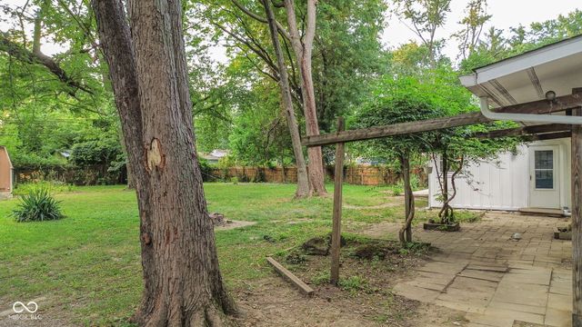 9550 N Delaware Street, Indianapolis, IN 46240