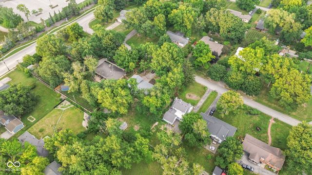 9550 N Delaware Street, Indianapolis, IN 46240