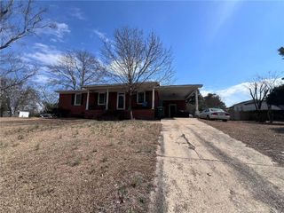 1081 Madonna Drive, Fayetteville, NC 28311
