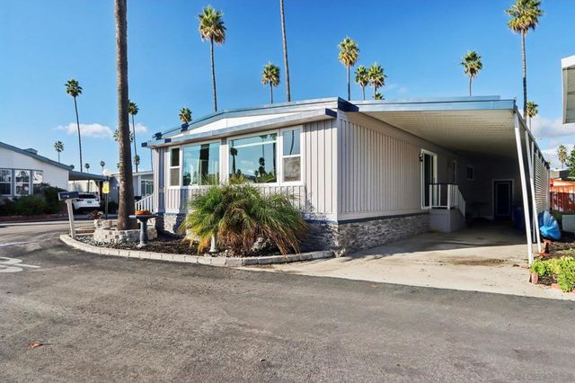 1215 Anchors Way Drive 135, Ventura, CA 93001