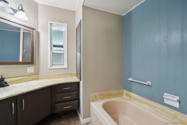 1215 Anchors Way Drive 135, Ventura, CA 93001