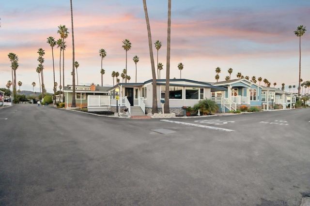 1215 Anchors Way Drive 135, Ventura, CA 93001
