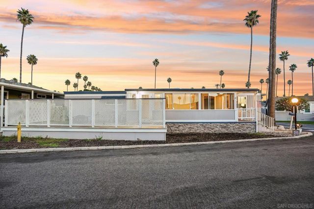 1215 Anchors Way Drive 135, Ventura, CA 93001