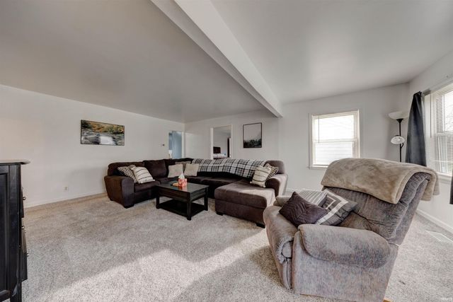 1044 Vanderburgh Avenue, Evansville, IN 47711