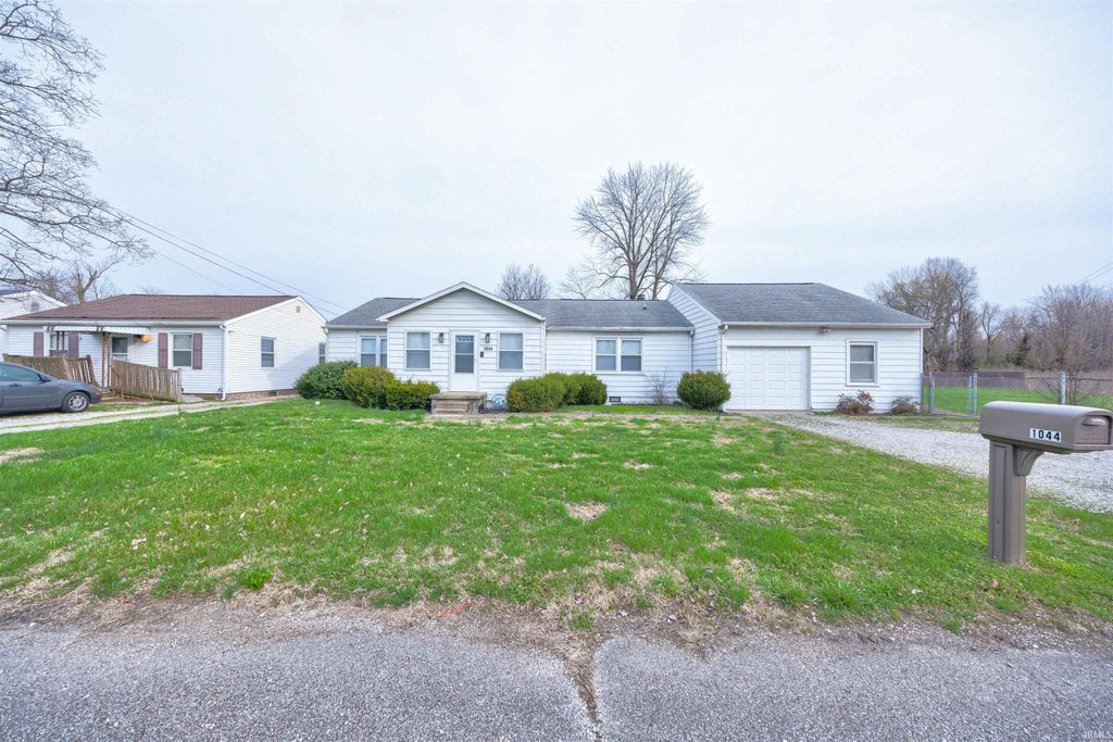 1044 Vanderburgh Avenue, Evansville, IN 47711