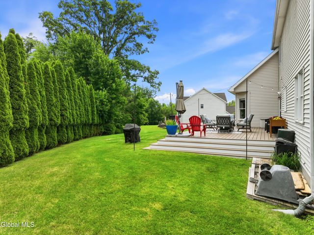 12 Bridget Circle, Colonie, NY 12047