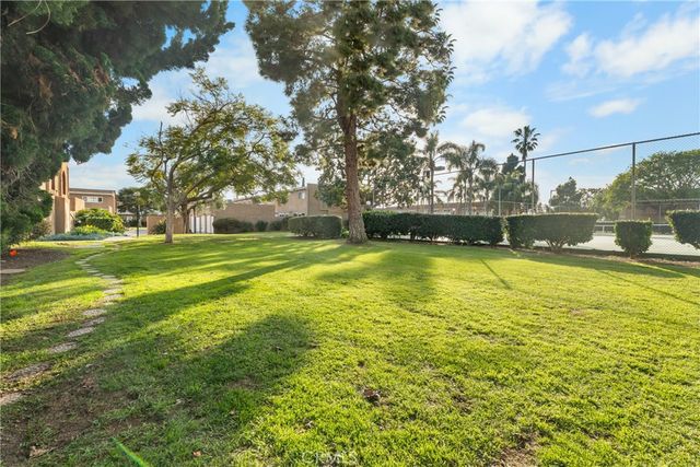 4956 Pearce Drive, Huntington Beach, CA 92649