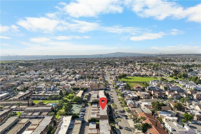 4956 Pearce Drive, Huntington Beach, CA 92649