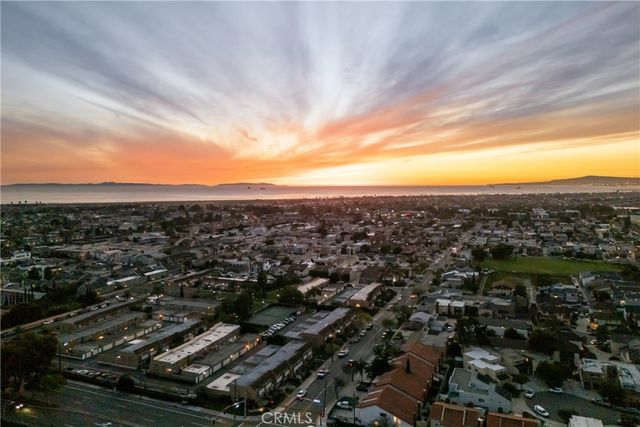 4956 Pearce Drive, Huntington Beach, CA 92649
