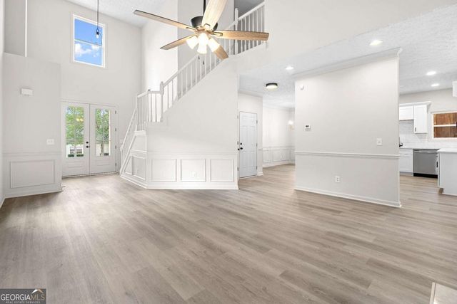 2003 Crestview Way, Woodstock, GA 30188