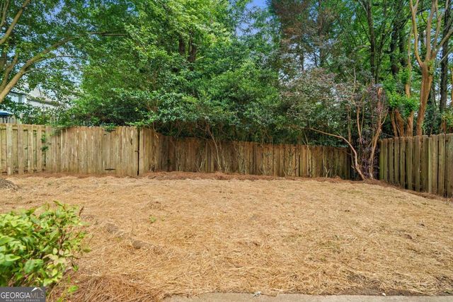 2003 Crestview Way, Woodstock, GA 30188