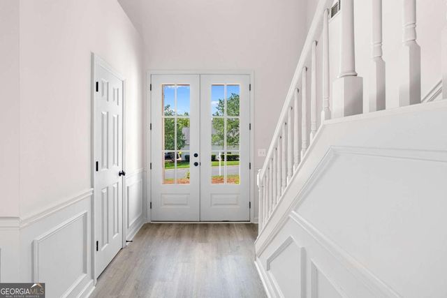 2003 Crestview Way, Woodstock, GA 30188