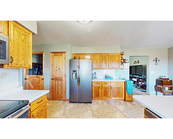 203 W Linden STREET, Abbotsford, WI 54405