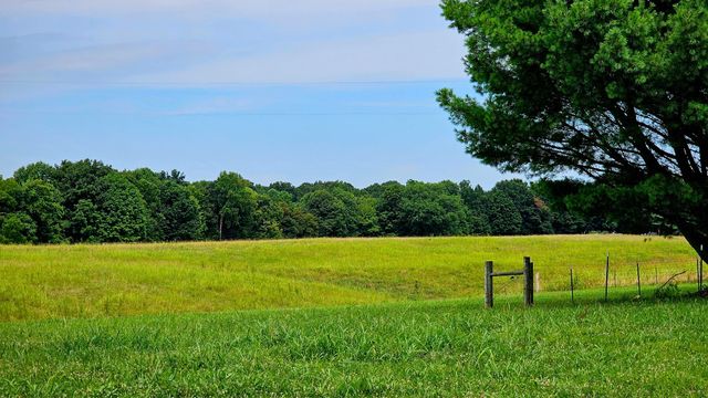 234 Horton Ln, Lafayette, TN 37083