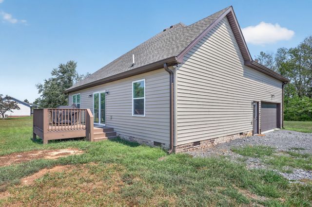 234 Horton Ln, Lafayette, TN 37083