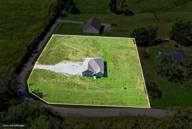 234 Horton Ln, Lafayette, TN 37083