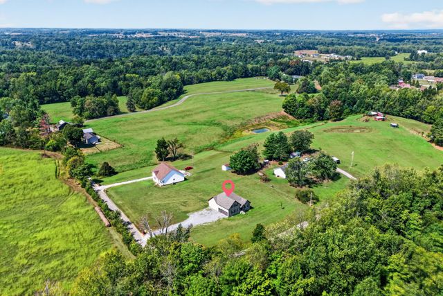234 Horton Ln, Lafayette, TN 37083