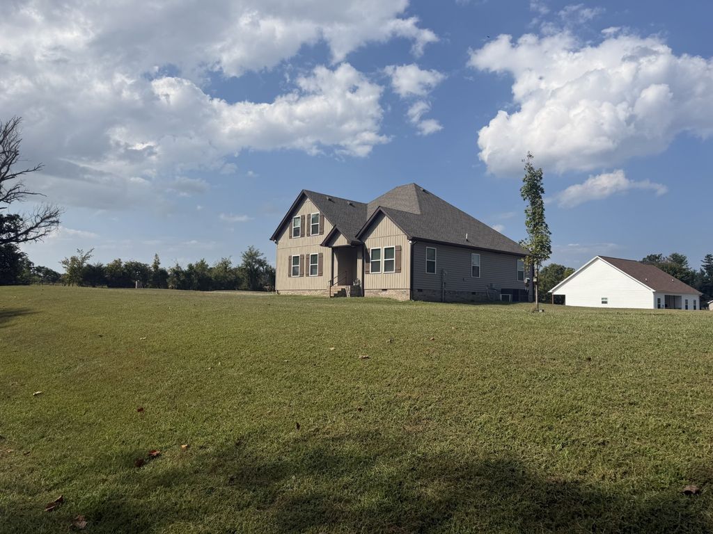 234 Horton Ln, Lafayette, TN 37083