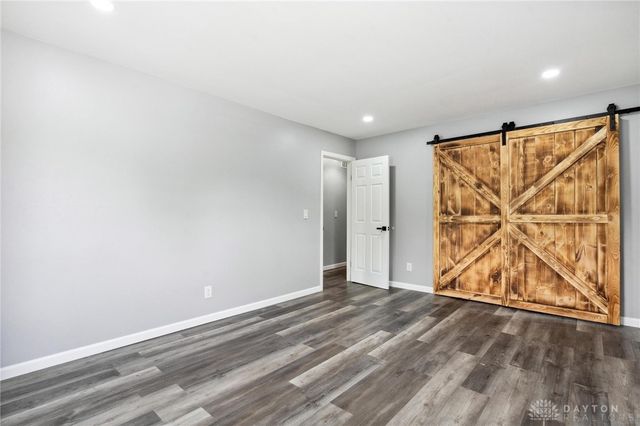 870 E Whipp Road, Dayton, OH 45459