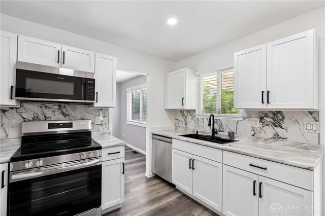 870 E Whipp Road, Dayton, OH 45459