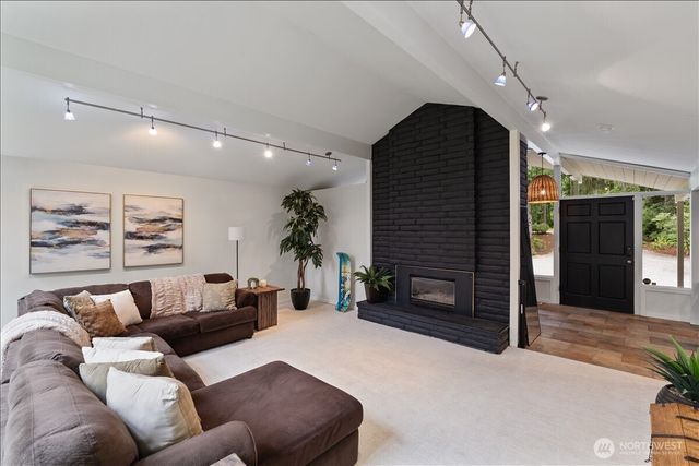 26415 SE 154th Place, Issaquah, WA 98027