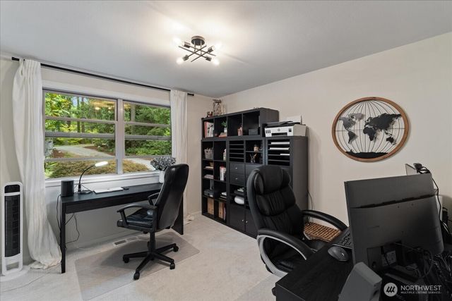 26415 SE 154th Place, Issaquah, WA 98027