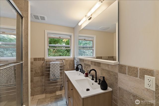 26415 SE 154th Place, Issaquah, WA 98027