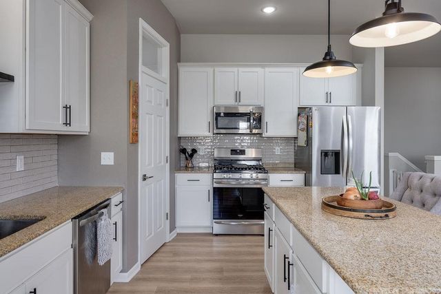 931 Margarets Way, Belleville, WI 53508