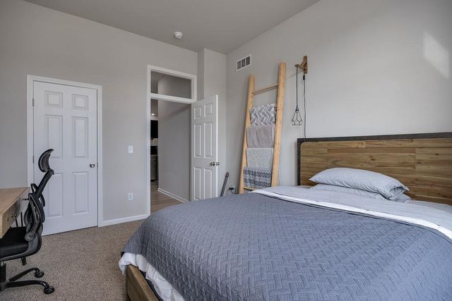 931 Margarets Way, Belleville, WI 53508