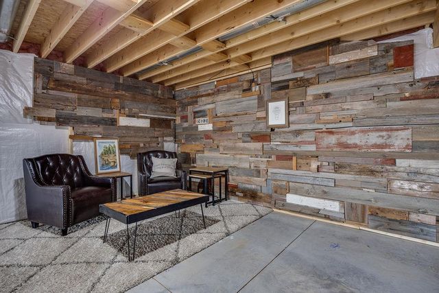 931 Margarets Way, Belleville, WI 53508