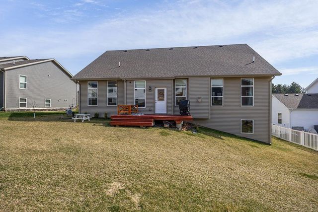 931 Margarets Way, Belleville, WI 53508