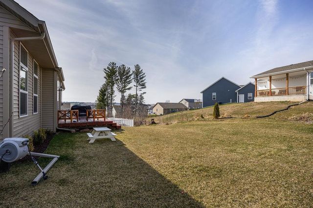931 Margarets Way, Belleville, WI 53508