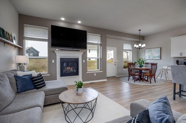931 Margarets Way, Belleville, WI 53508